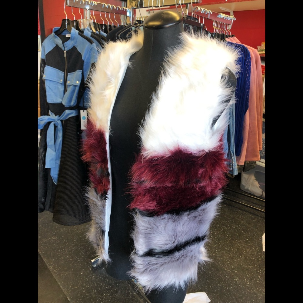 Fur vest